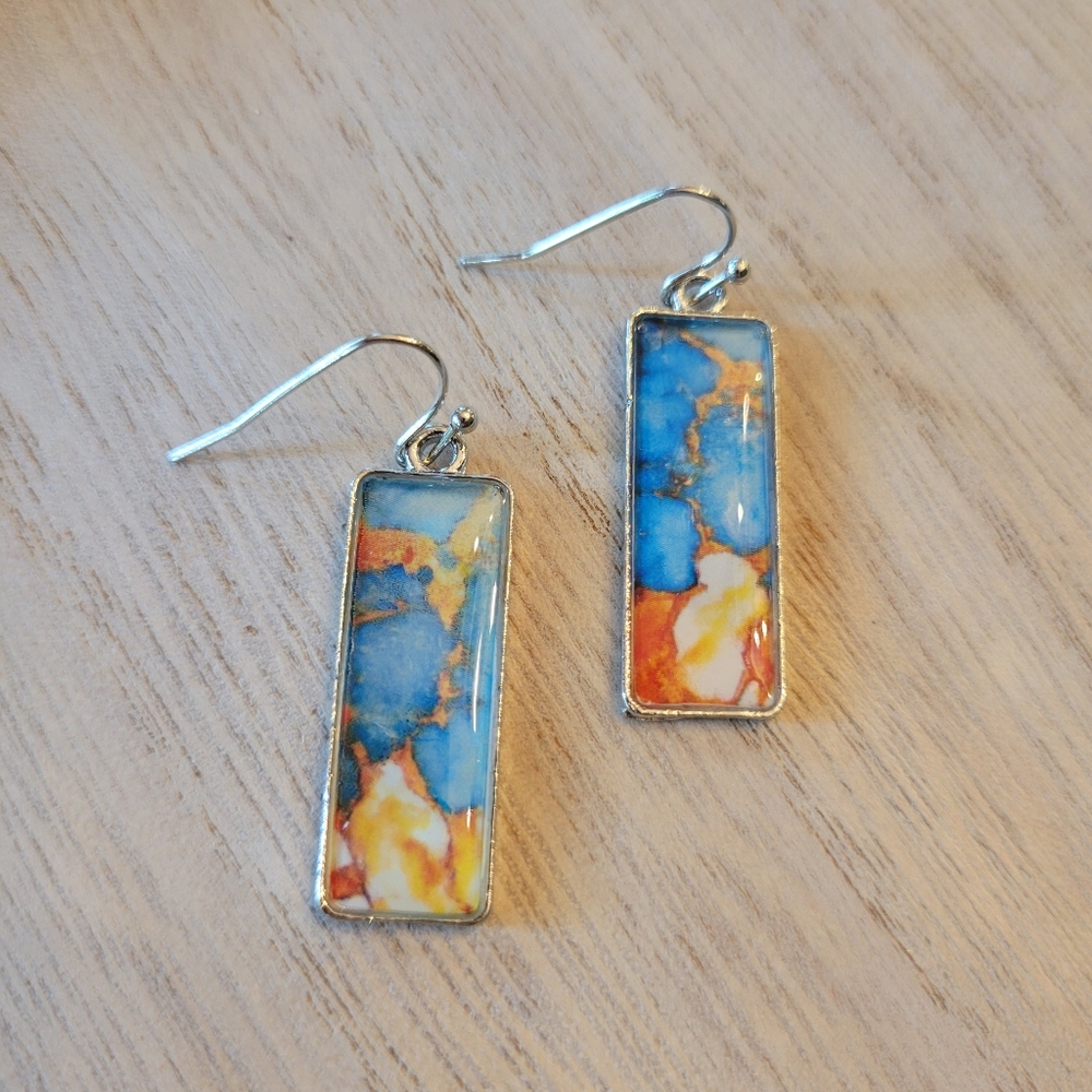 Marbled Watercolor Agate Style Swirl Rectangle Dangle Earrings - Picture 3 of 4